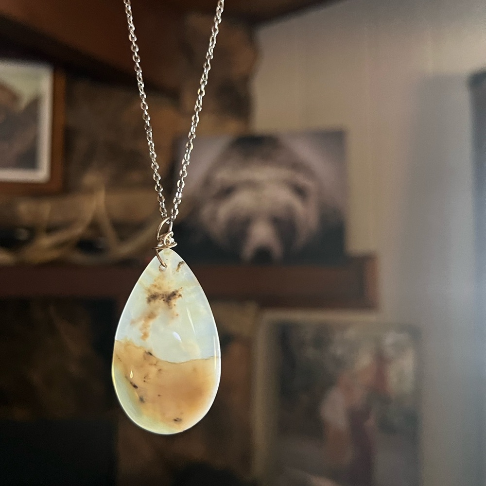 Cherry Blossom Agate Pendant